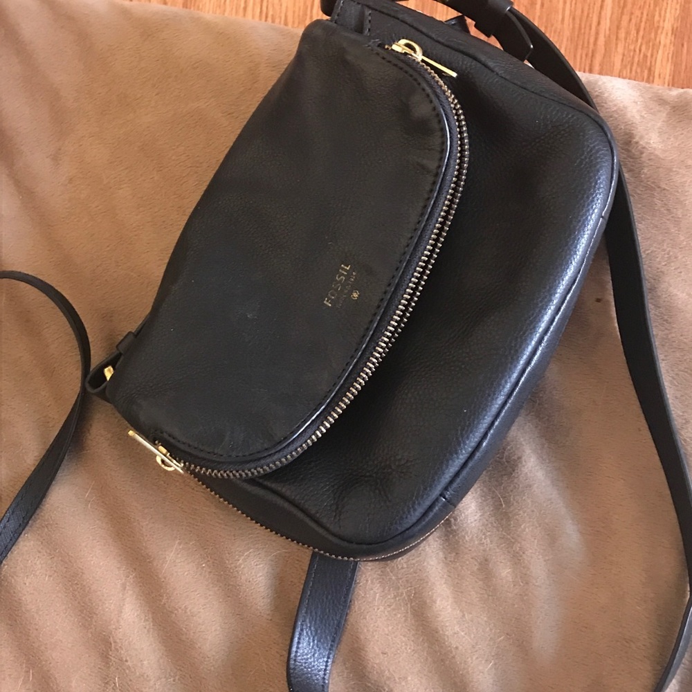 Fossil cross body bag